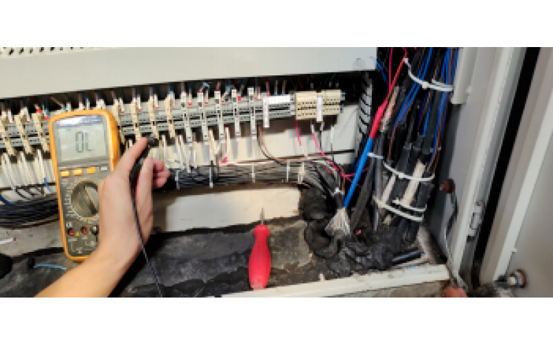 脱盐水控制柜24V电源正接地电阻等于零-北京米兰体育在线注册,米兰体育（中国）